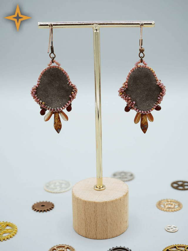+ Comtesses Brodées (Boucles d'oreille) +